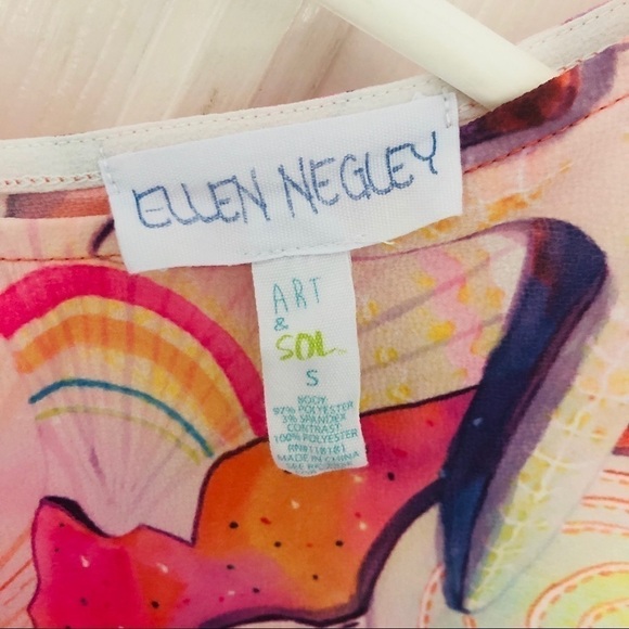 ellen Negley Art to Sol V Neck Tunic Sand Dollar - Picture 2 of 4